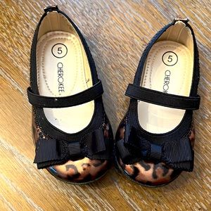 Baby girls cheetah print dress shoes